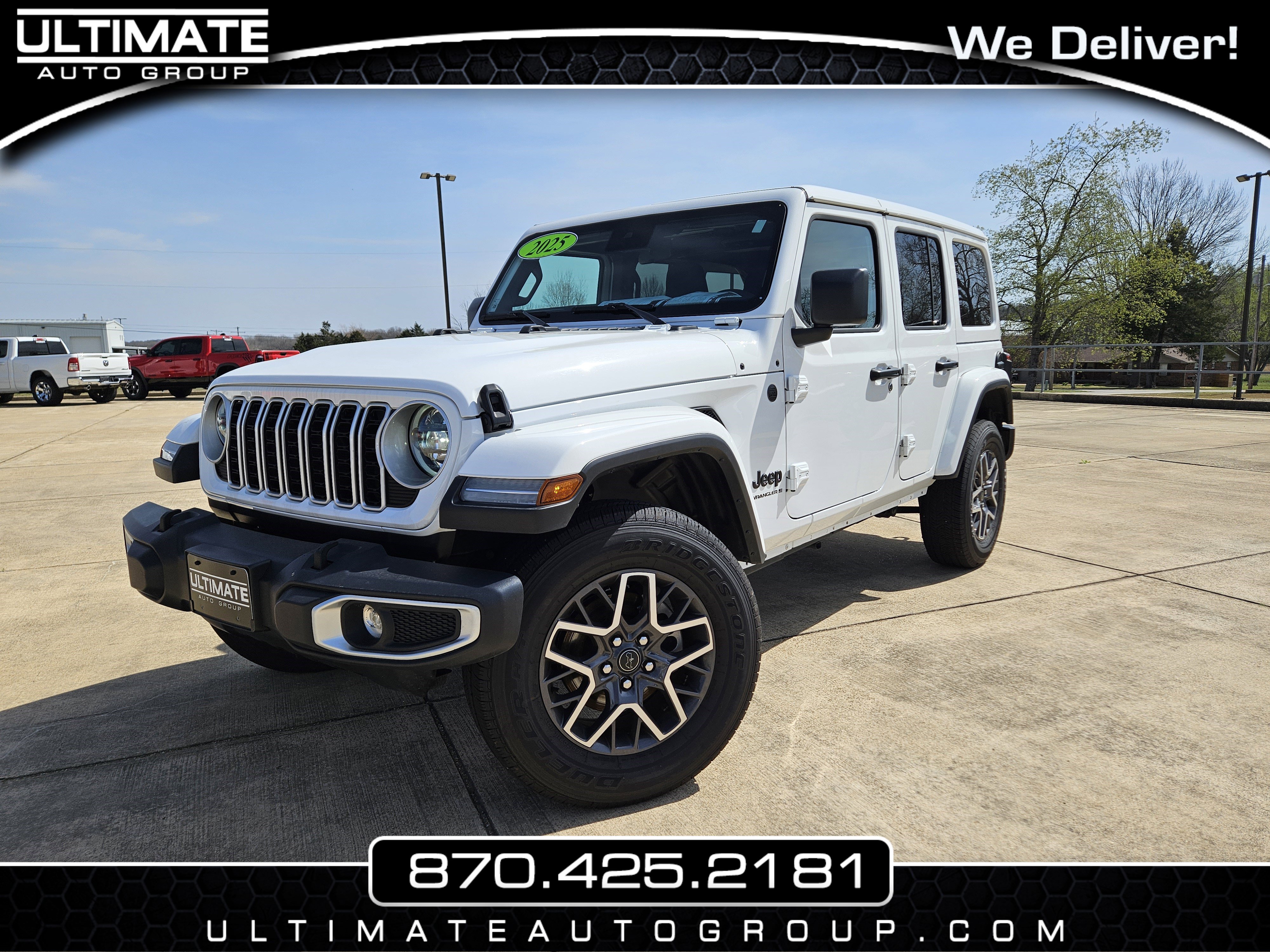Used 2025 Jeep Wrangler Unlimited Sahara AWD/4WD image 1