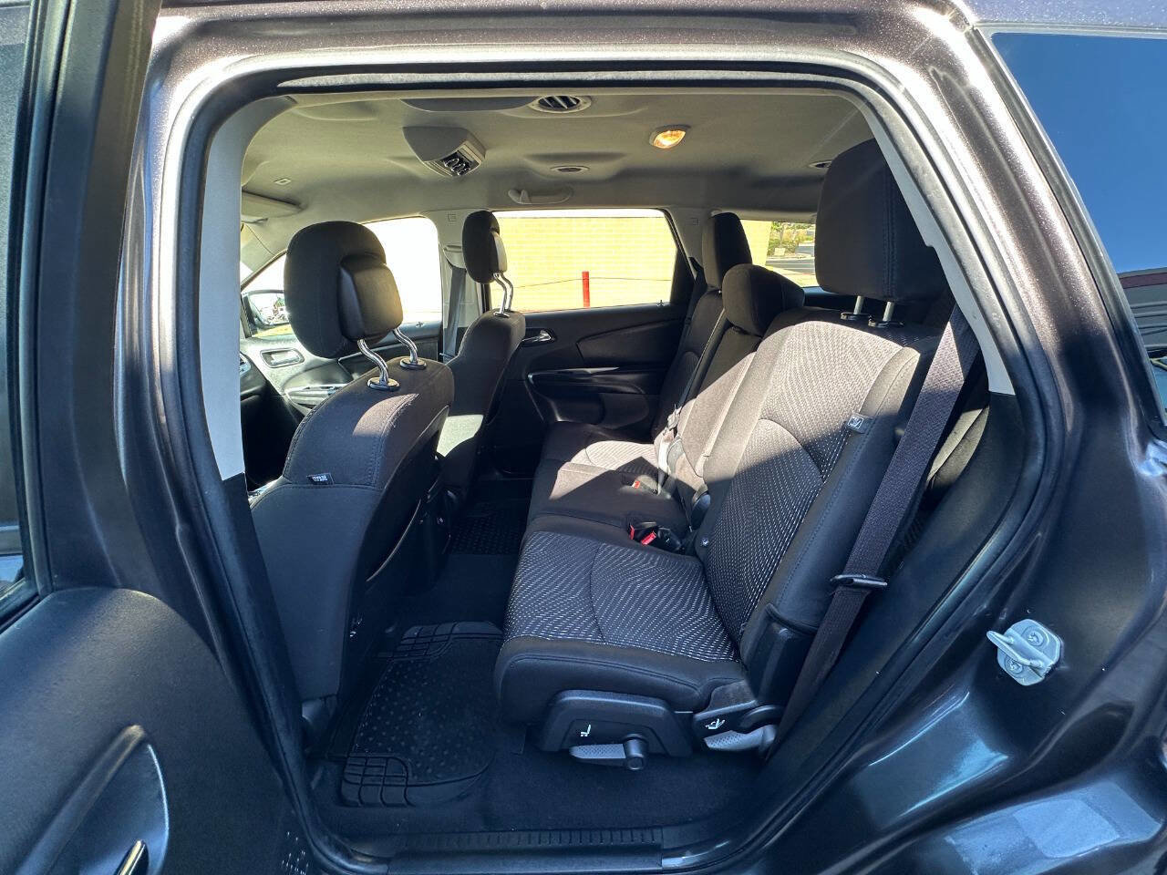 Used 2020 Dodge Journey SE w/ SE Popular Equipment Group image 20