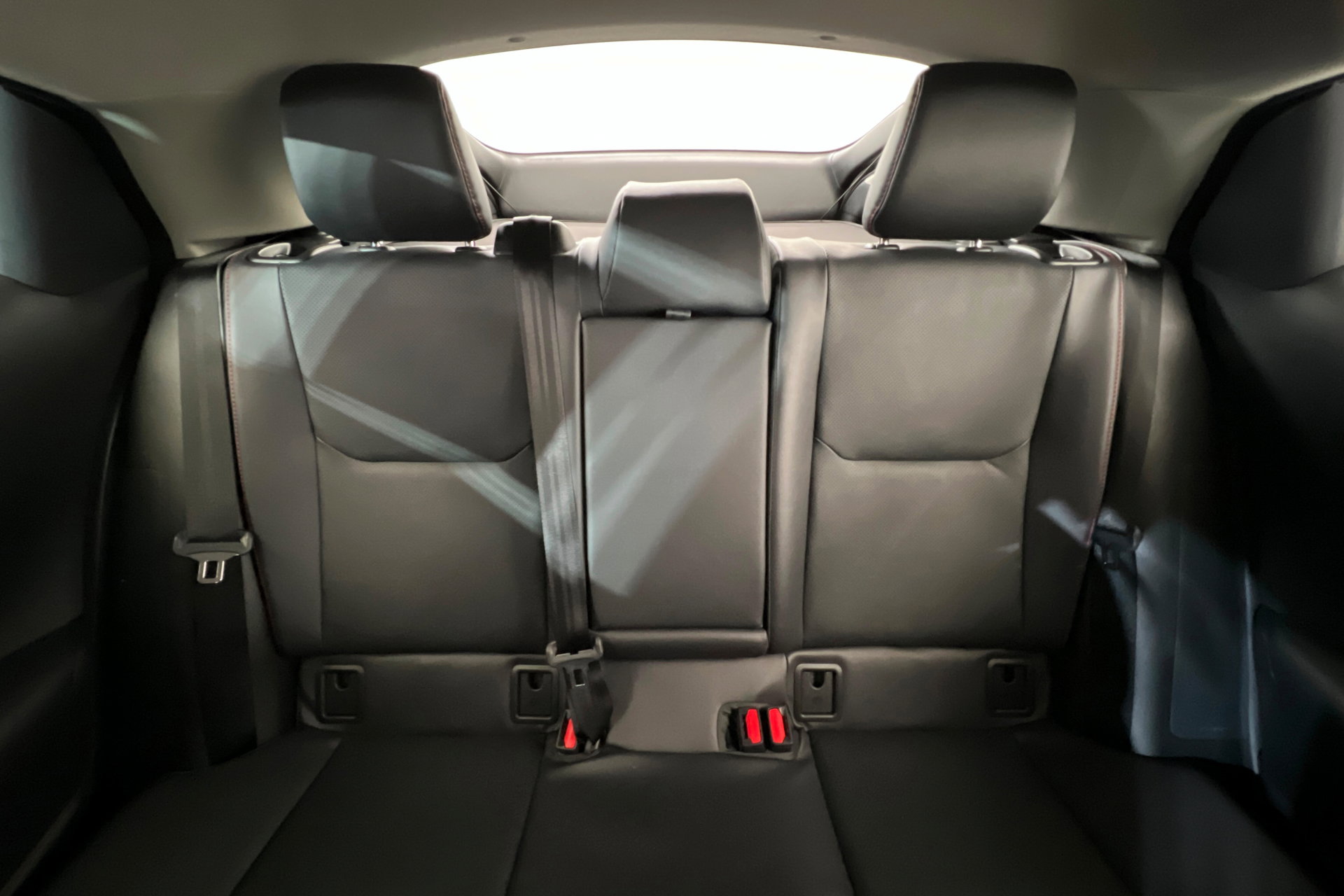 New 2026 Toyota Prius Plug-In Hybrid FWD image 24