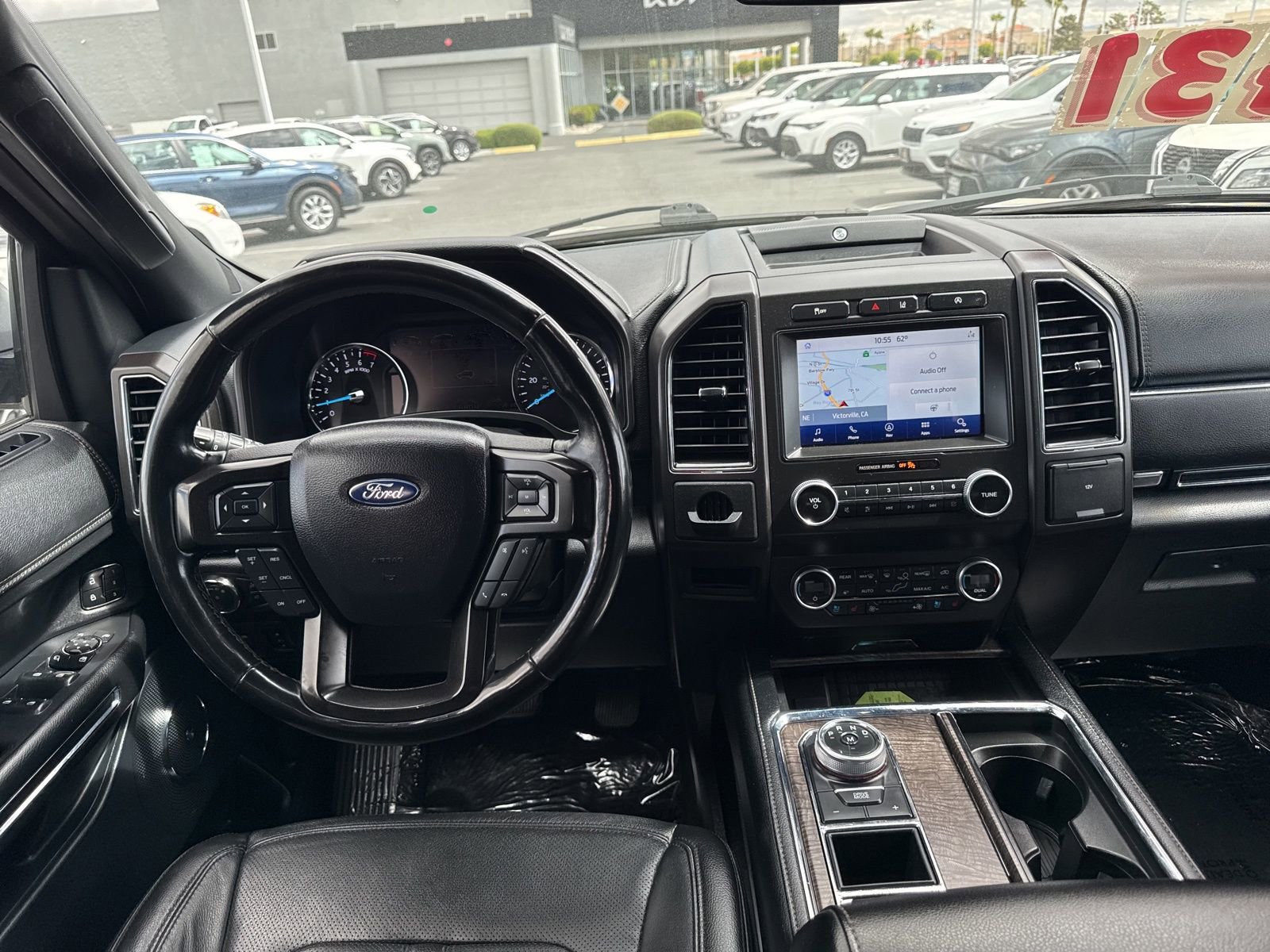 Used 2020 Ford Expedition Limited image 18