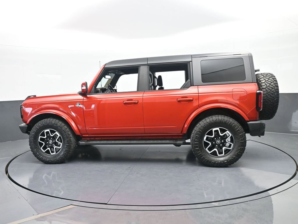 Used 2022 Ford Bronco Outer Banks image 3