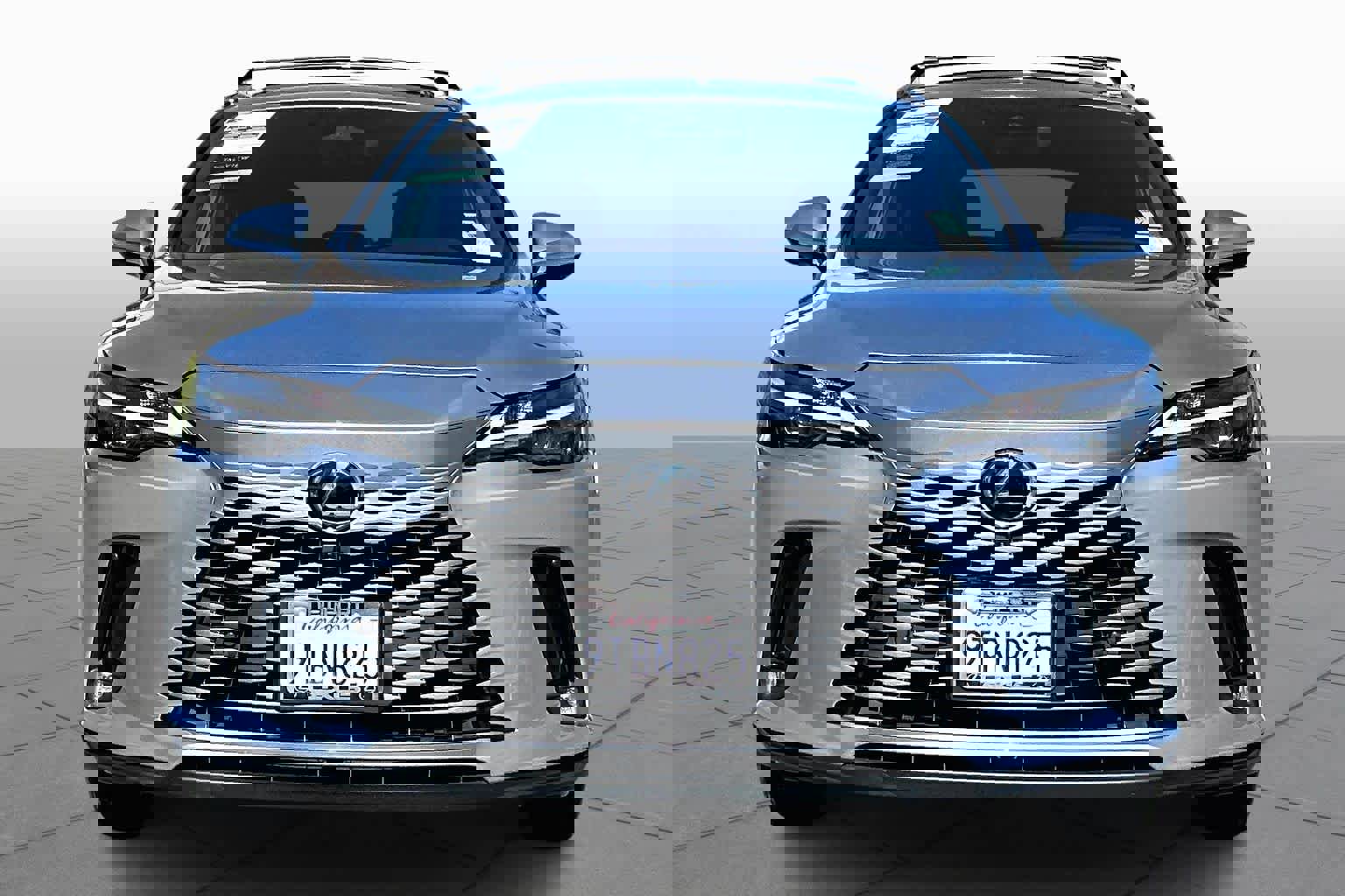 Used 2025 Lexus RX 350 Premium w/ Convenience Package image 3