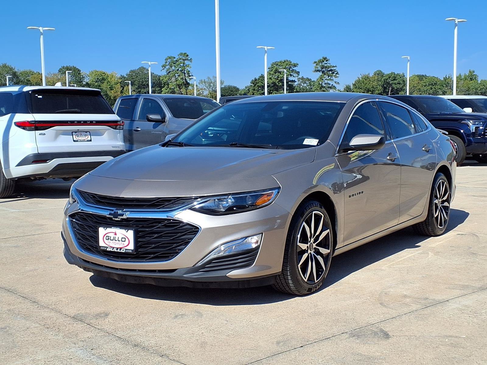 Used 2022 Chevrolet Malibu RS FWD image 3