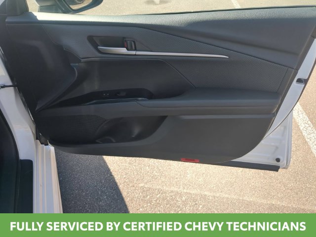 Used 2025 Toyota Camry SE FWD image 42