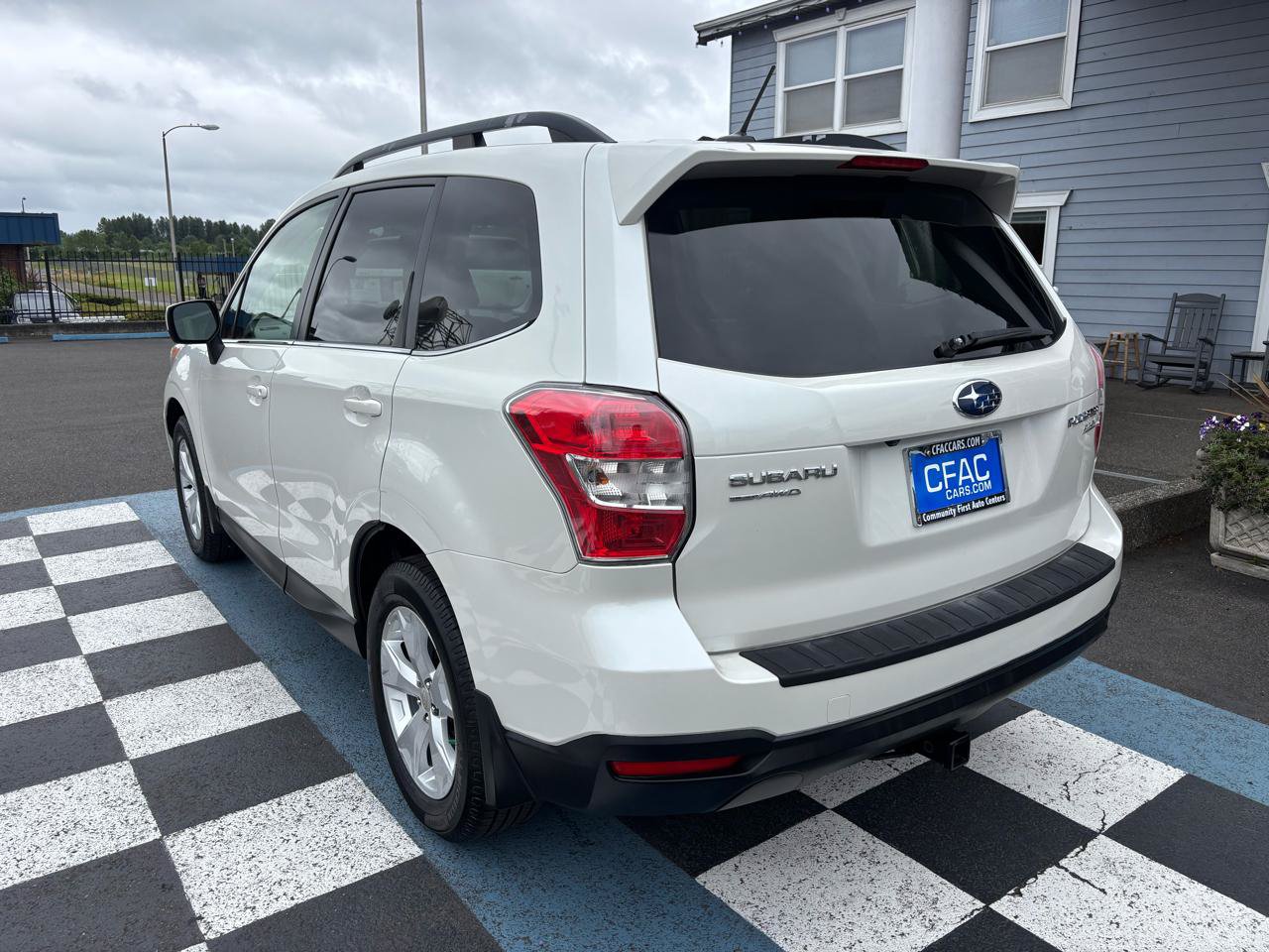 Used 2014 Subaru Forester 2.5i Limited AWD/4WD image 3