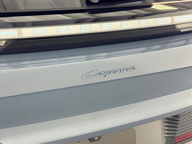 New 2026 Porsche Cayenne Electric AWD/4WD image 26