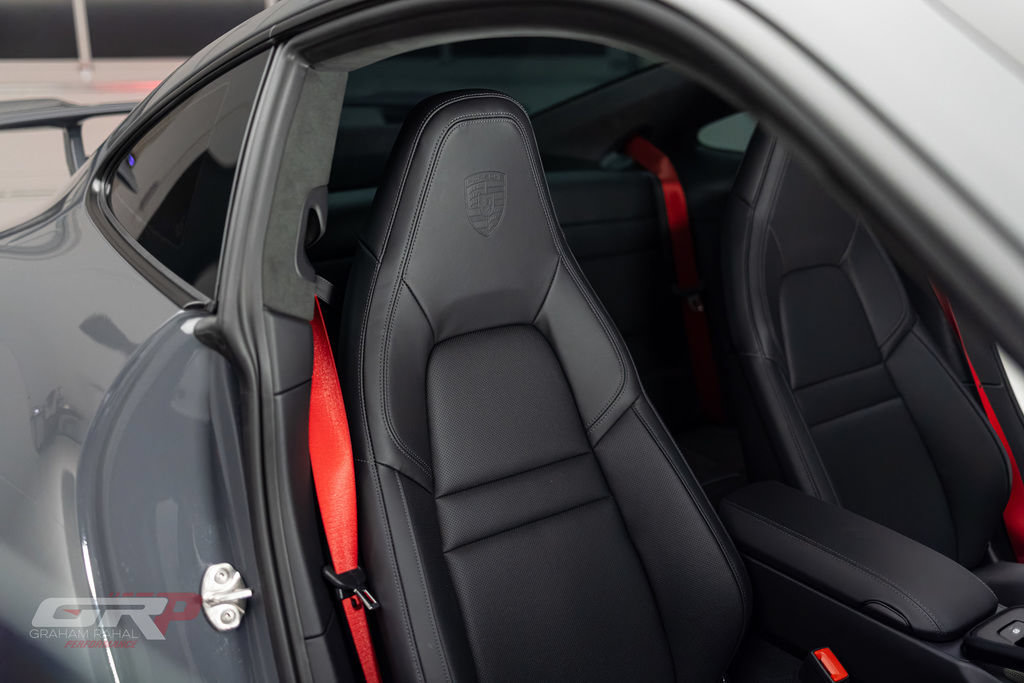 Used 2025 Porsche 911 GTS image 34