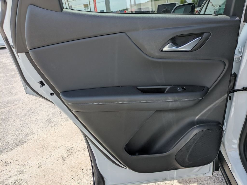 Used 2025 Chevrolet Blazer LT image 28