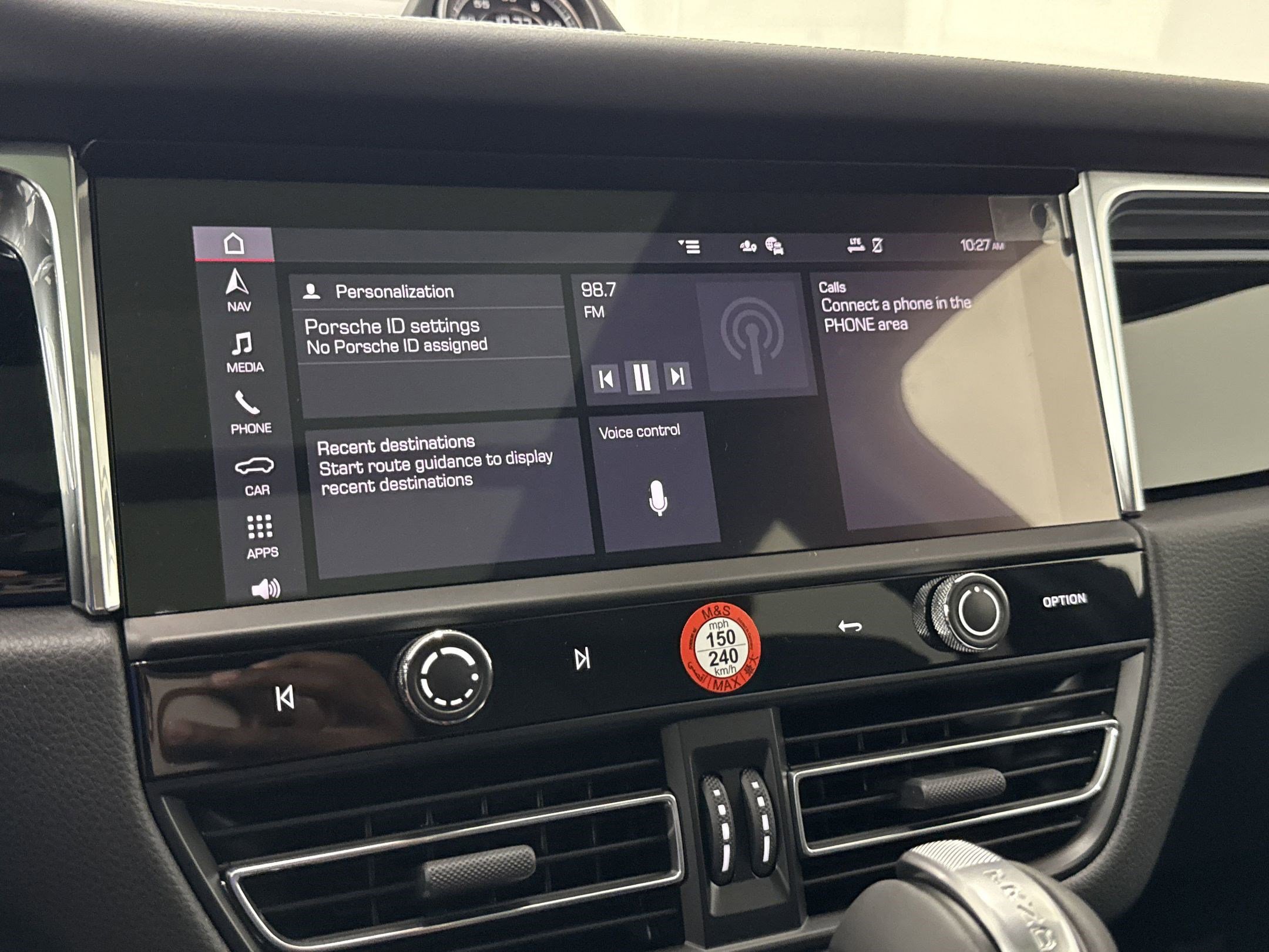 Used 2025 Porsche Macan Turbo image 26