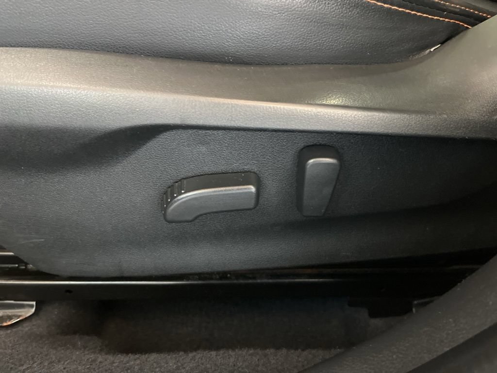 Used 2019 Subaru Crosstrek 2.0i Limited w/ Moonroof Package w/Navigation AWD/4WD image 24