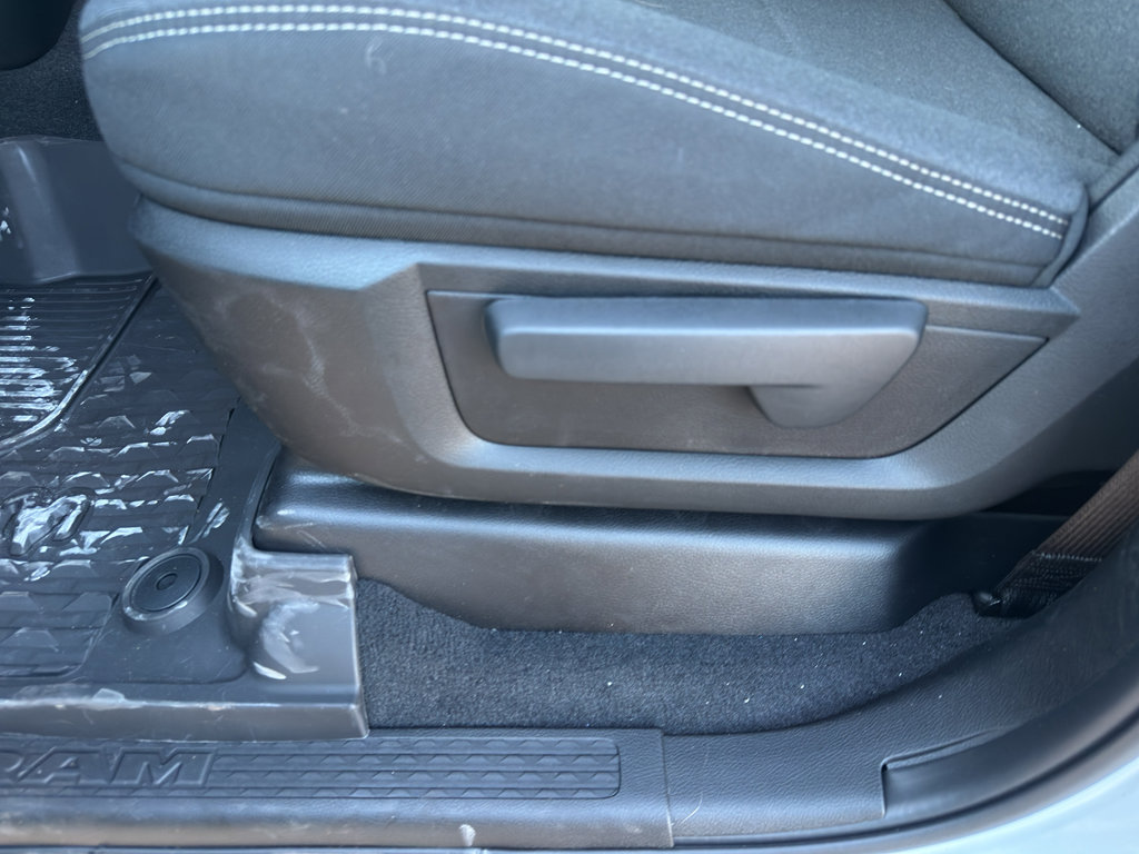 New 2026 RAM 3500 Tradesman image 15