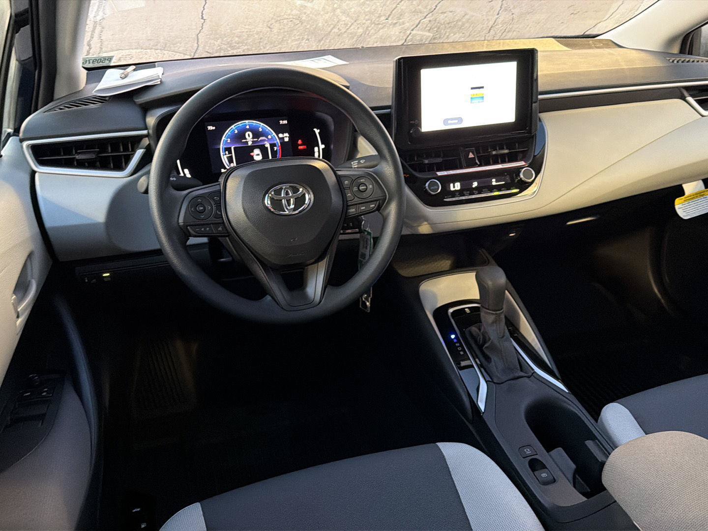 New 2027 Toyota Corolla LE FWD image 18