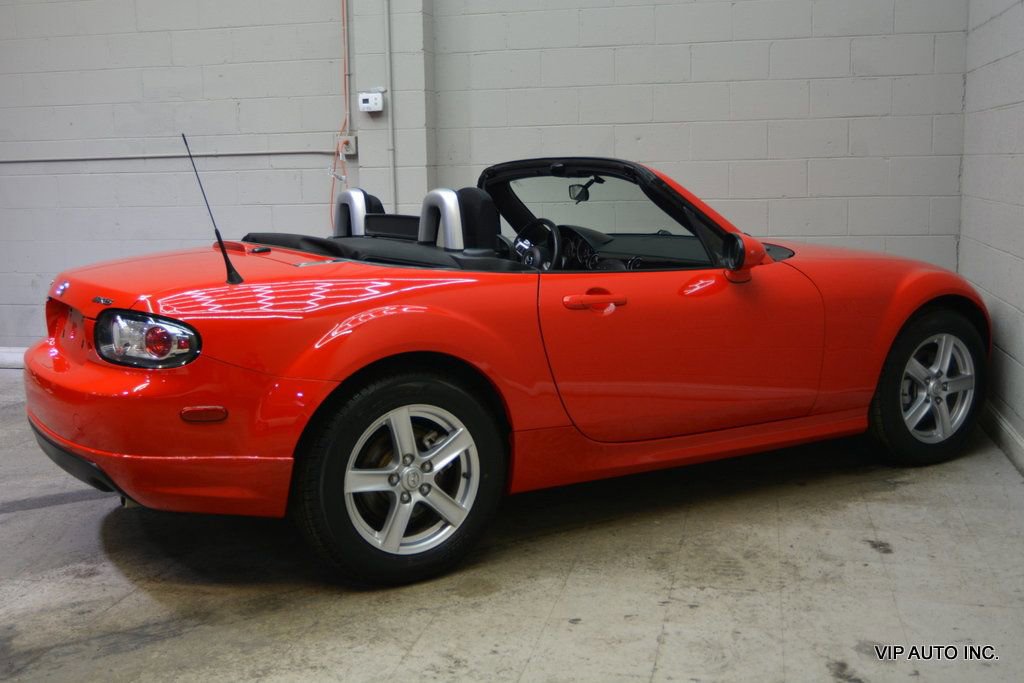 Used 2007 MAZDA MX-5 Miata Sport w/ Appearance Pkg image 26