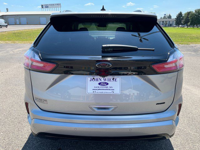 Used 2024 Ford Edge SE w/ Black Appearance Package image 5