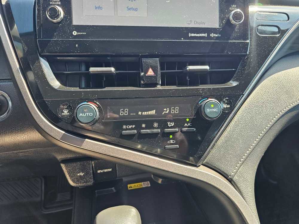 Used 2023 Toyota Camry XLE w/ Cold Weather Package image 18