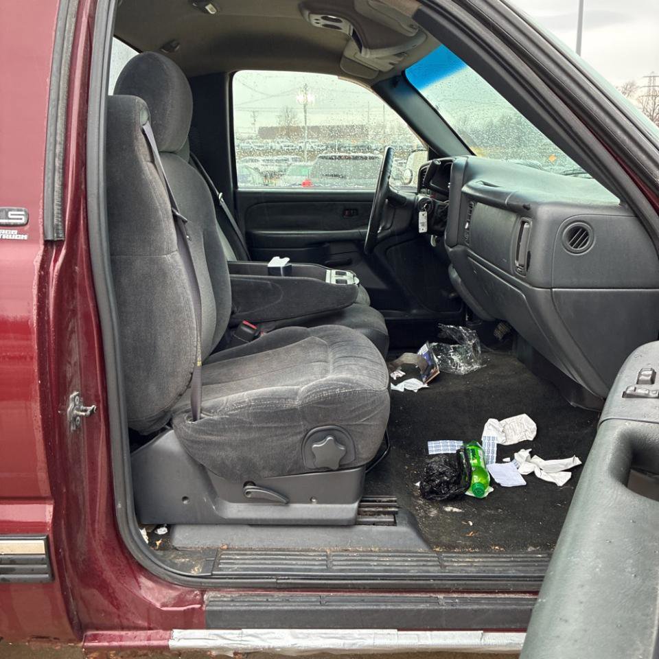 Used 2000 Chevrolet Silverado 1500 LS w/ Off-Road Chassis Pkg AWD/4WD image 16