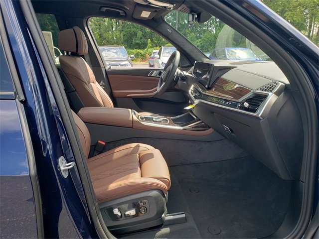 New 2026 BMW X7 xDrive40i w/ M Sport Package image 19