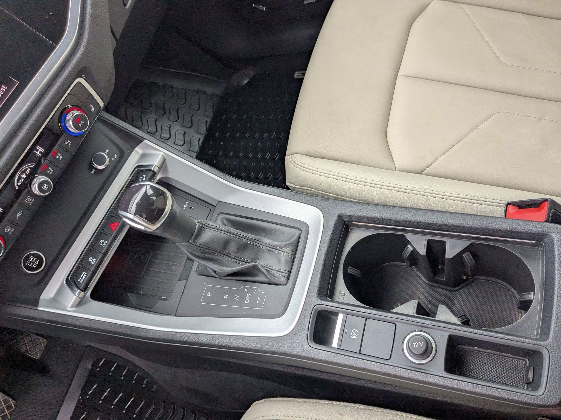 Used 2022 Audi Q3 2.0T Premium Plus w/ Premium Plus Package image 16