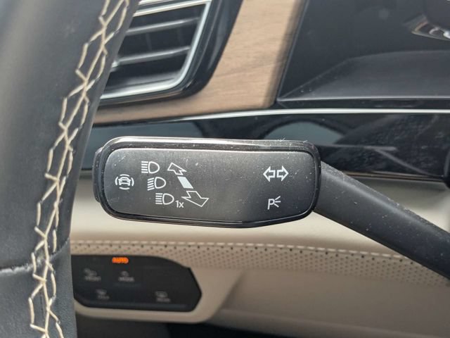 Used 2024 Volkswagen Atlas SE FWD image 28