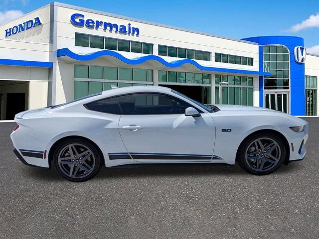 Used 2025 Ford Mustang GT Premium w/ California Special Package RWD image 4