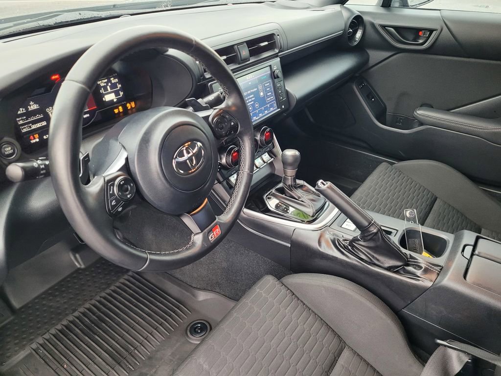Used 2022 Toyota GR86 image 8