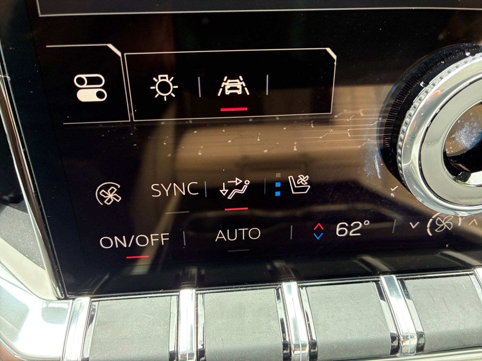 Used 2024 GMC Acadia Denali FWD image 26