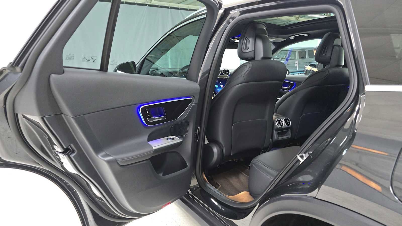 Certified 2026 Mercedes-Benz GLC 350e 4MATIC image 15
