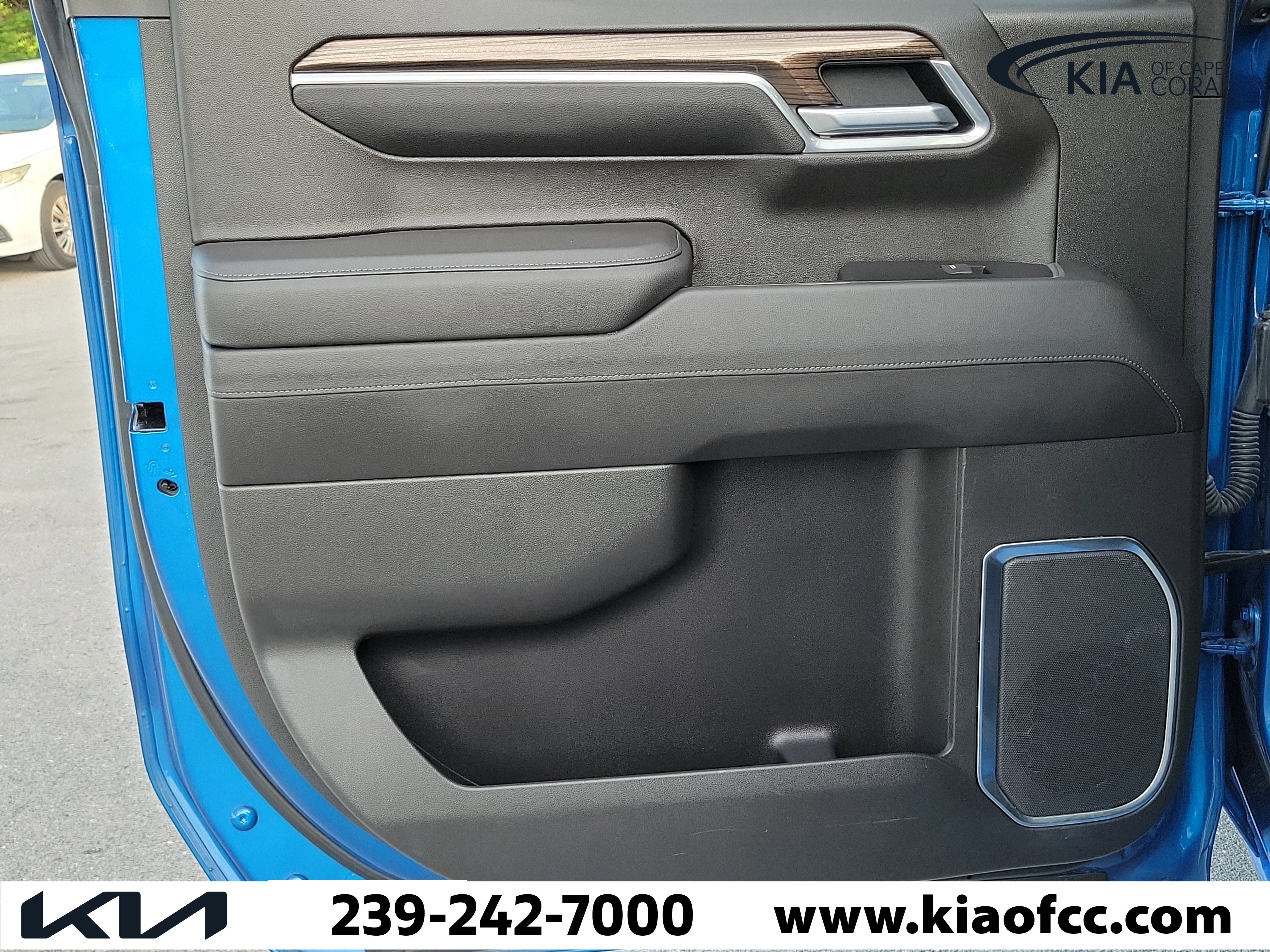 Used 2022 Chevrolet Silverado 1500 RST image 12