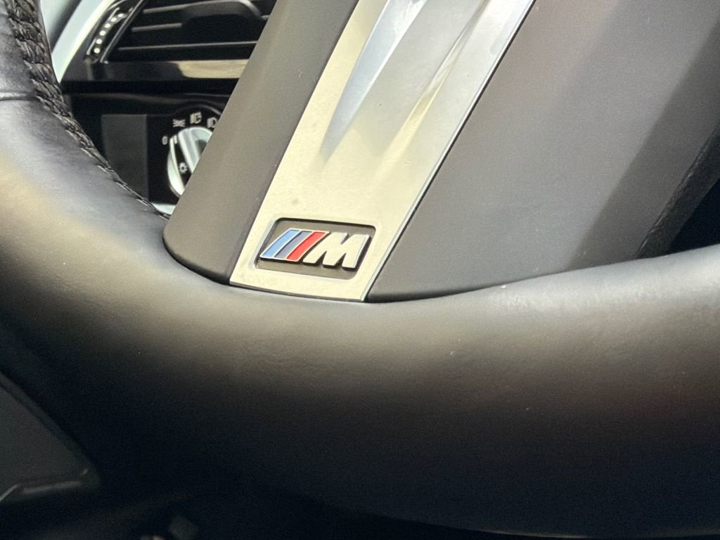 Used 2023 BMW M550i xDrive w/ Executive Package image 23