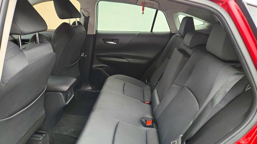 Used 2021 Toyota Venza LE image 20