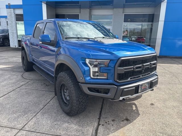 Used 2018 Ford F150 Raptor w/ Equipment Group 802A Luxury AWD/4WD image 2