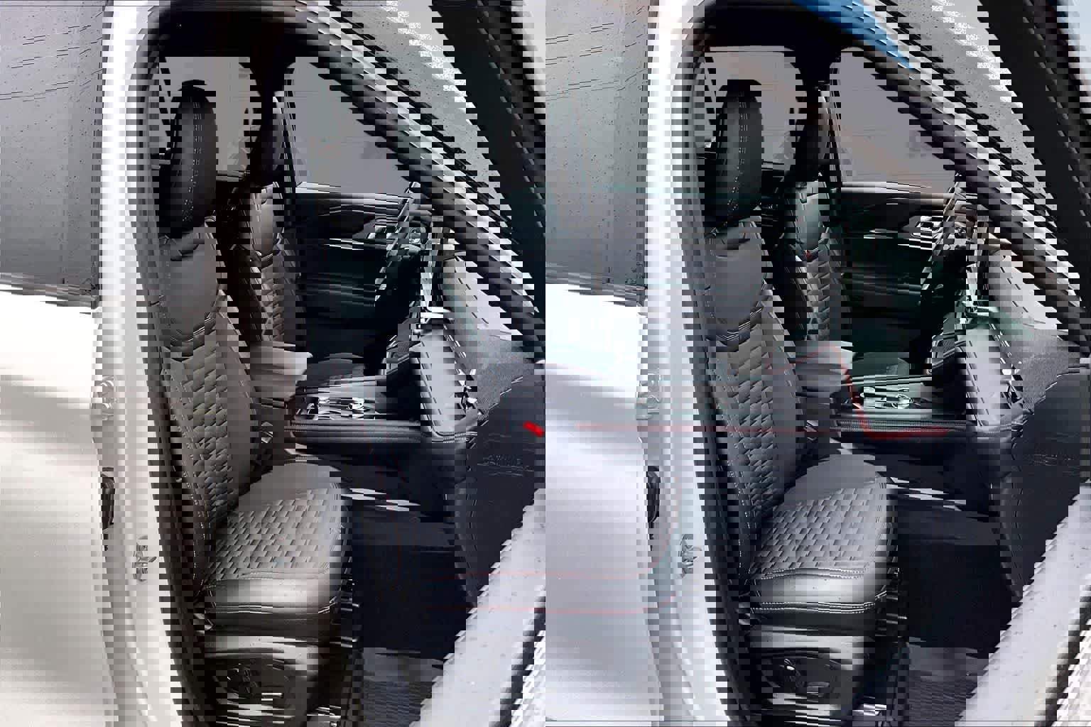 Used 2025 Ford Explorer ST-Line image 14