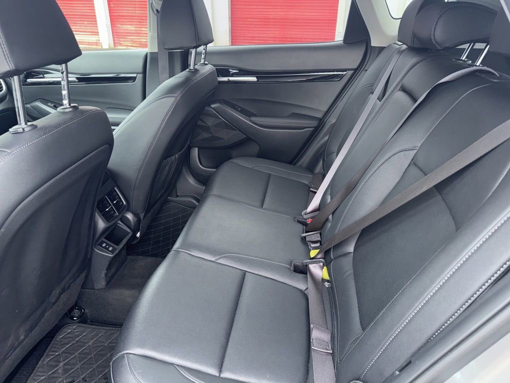 Used 2025 Kia Seltos EX w/ EX Sunroof Package image 6