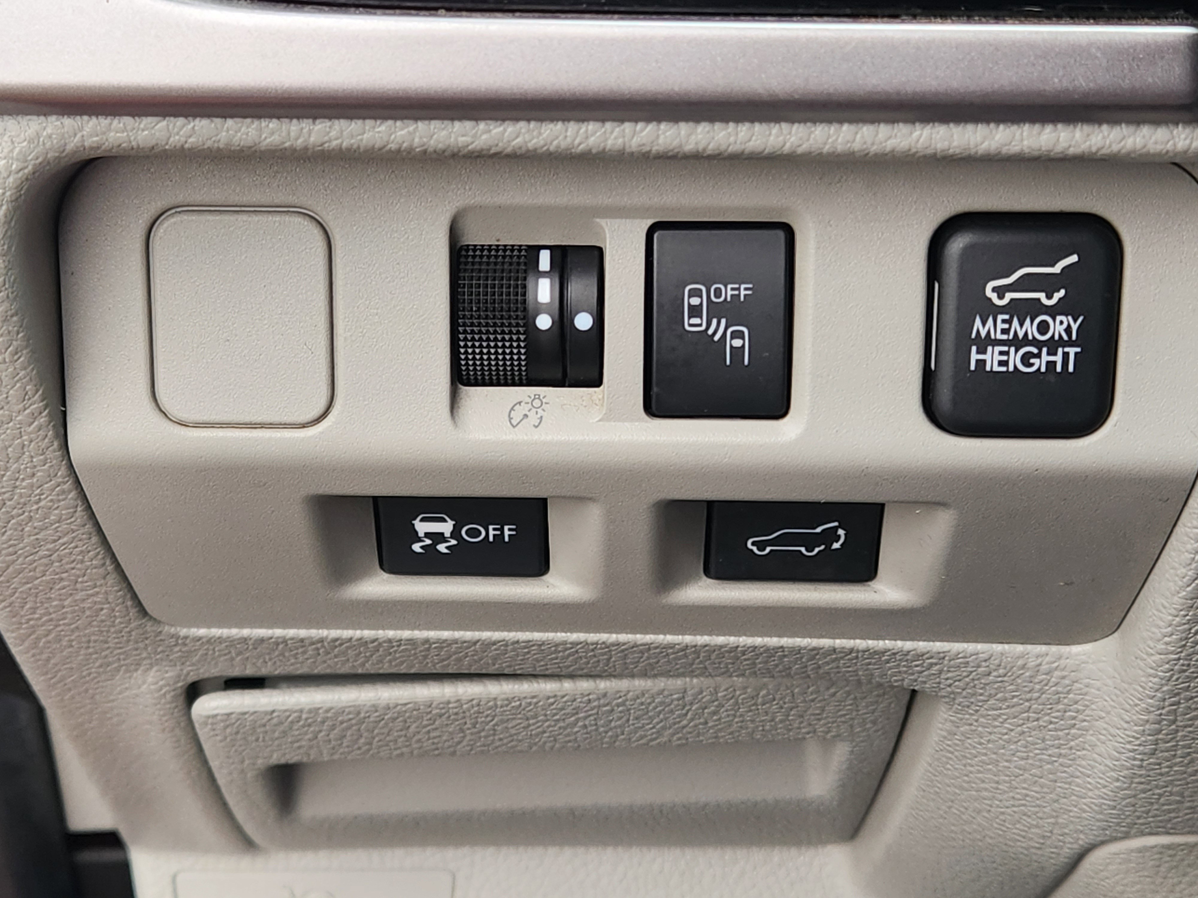 Used 2017 Subaru Forester 2.5i Limited image 28