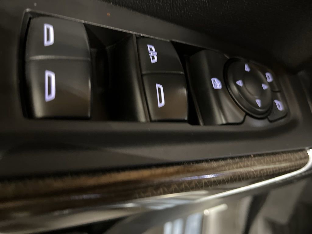 Used 2021 Chevrolet Silverado 1500 LT Trail Boss w/ Convenience Package II image 12