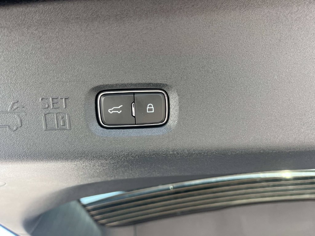 New 2026 Ford Expedition Active RWD image 16