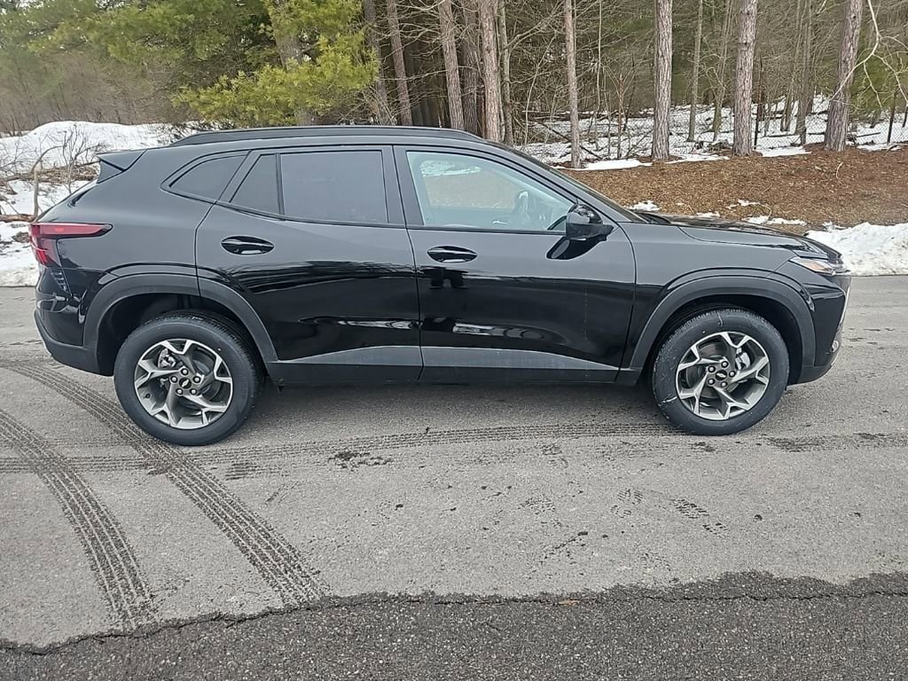 New 2026 Chevrolet Trax LT image 6