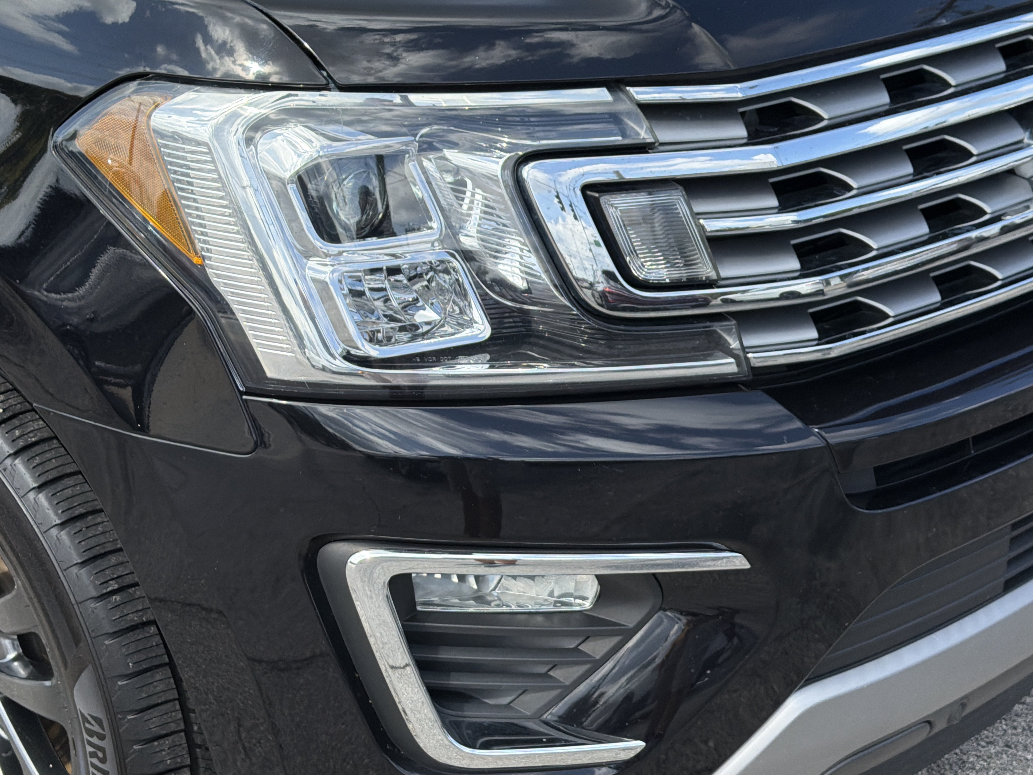 Used 2021 Ford Expedition Limited RWD image 4