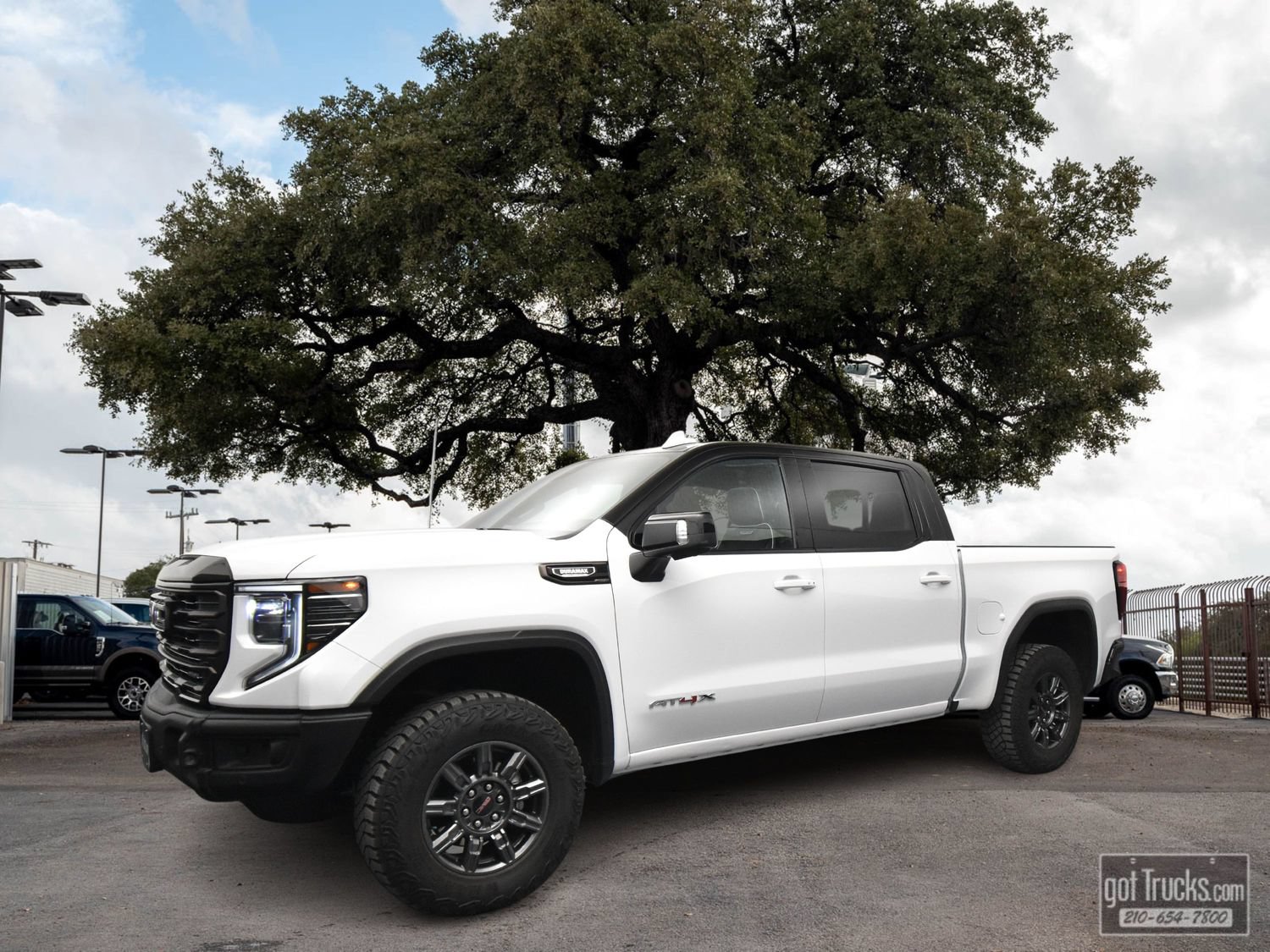 Used 2024 GMC Sierra 1500 AT4X AWD/4WD image 1