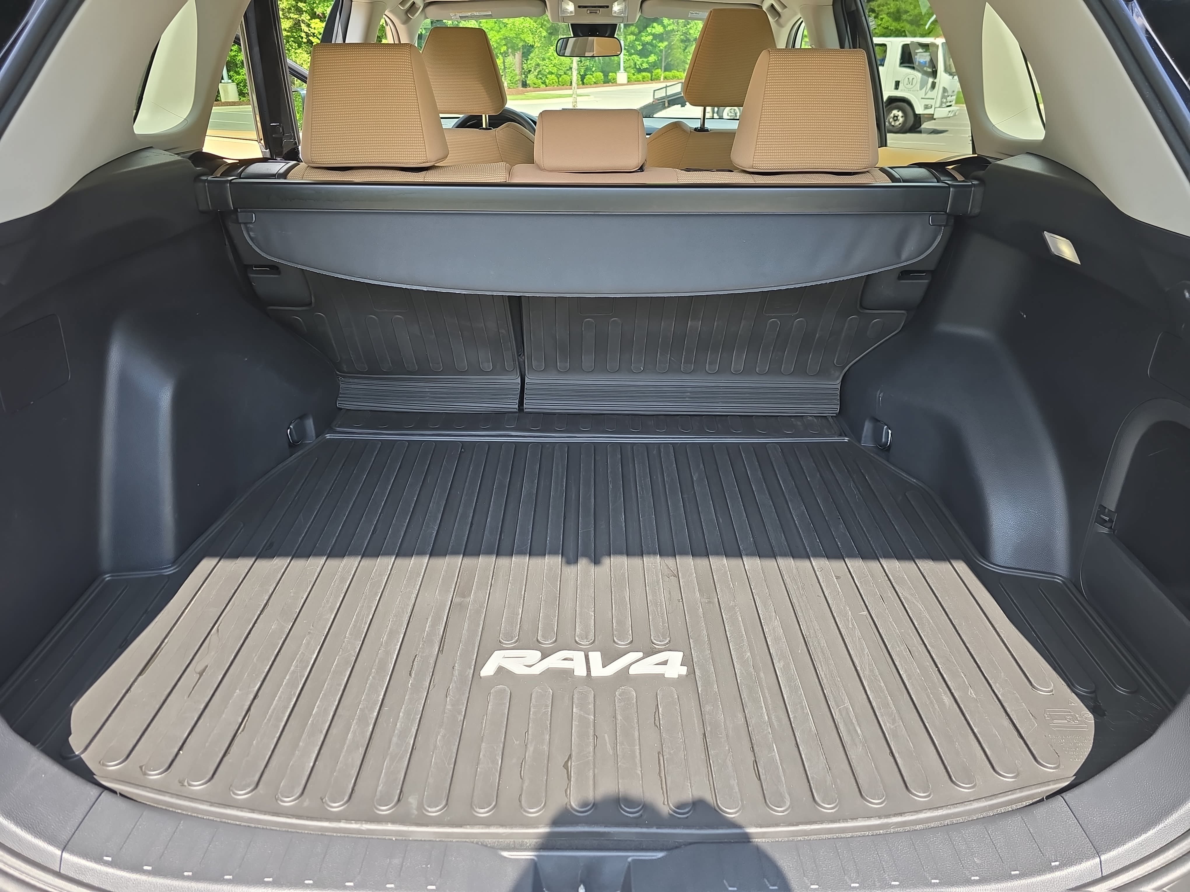 Certified 2024 Toyota RAV4 LE AWD/4WD image 13