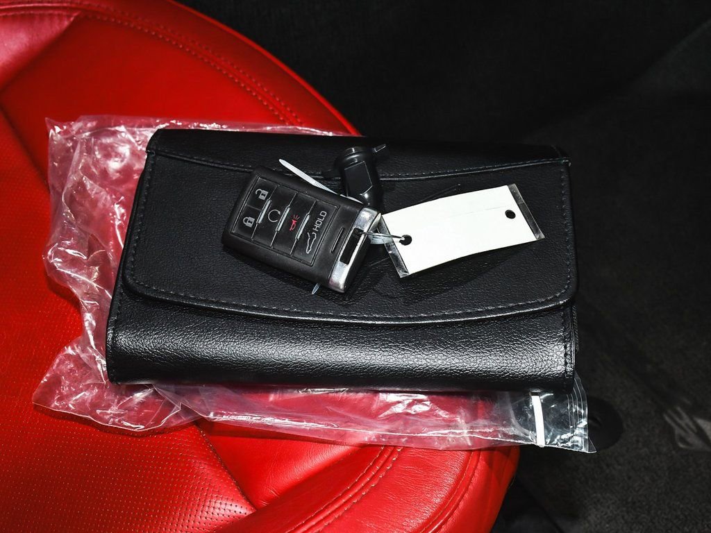 Used 2015 Chevrolet Corvette Z06 w/ 3LZ Preferred Equipment Group image 63