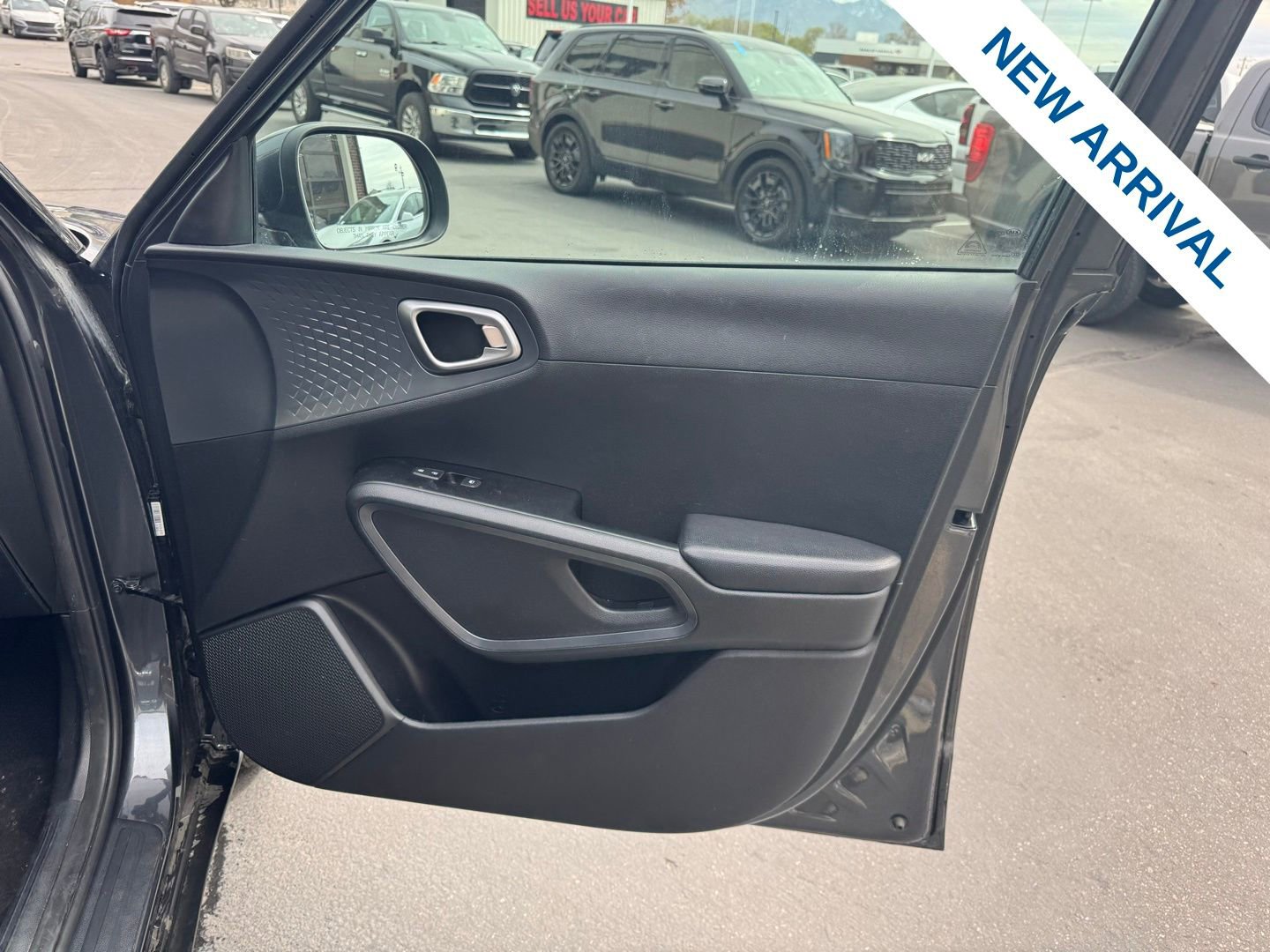 Used 2021 Kia Soul EX image 10