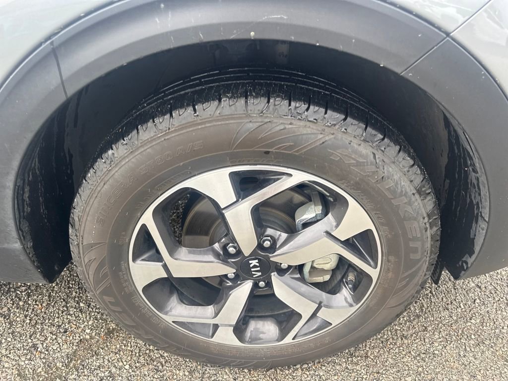 Used 2021 Kia Sportage LX image 11