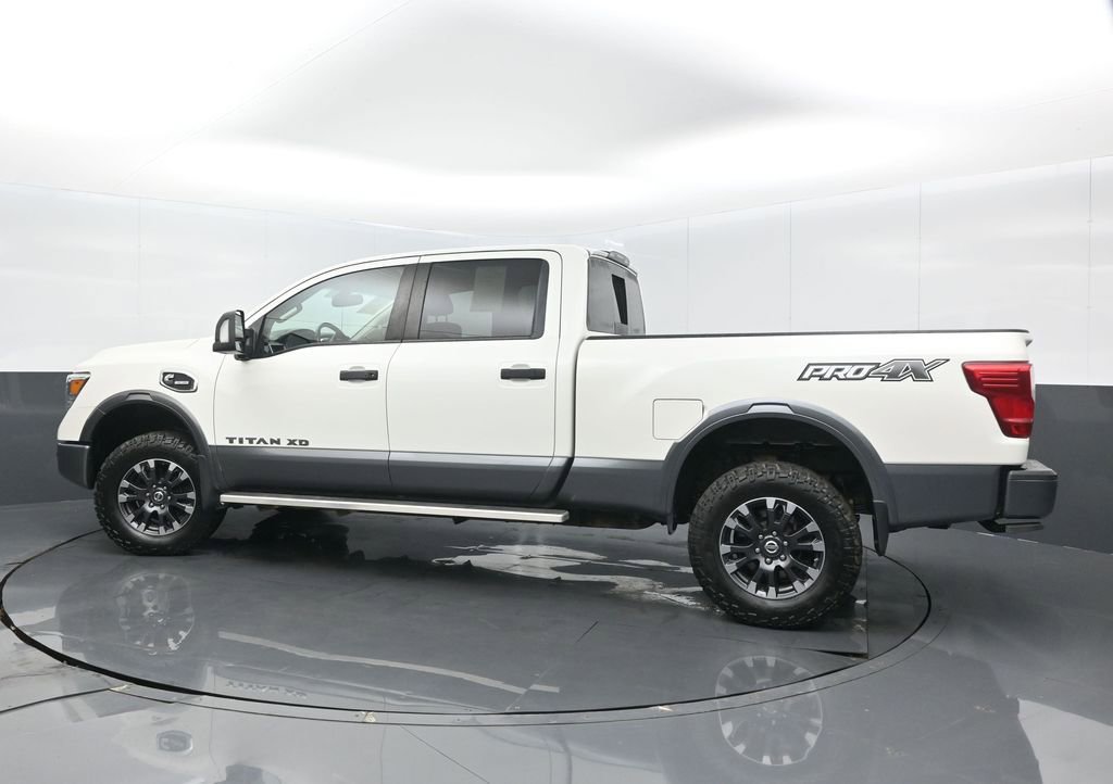Used 2018 Nissan Titan PRO-4X w/ Pro-4x Convenience Package image 5