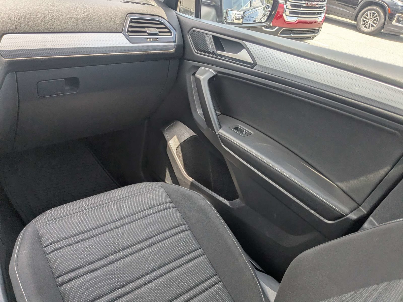 Used 2023 Volkswagen Tiguan S FWD image 18