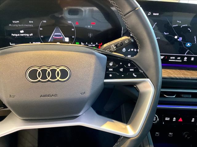 Used 2025 Audi Q5 Premium Plus w/ Premium Plus AWD/4WD image 16