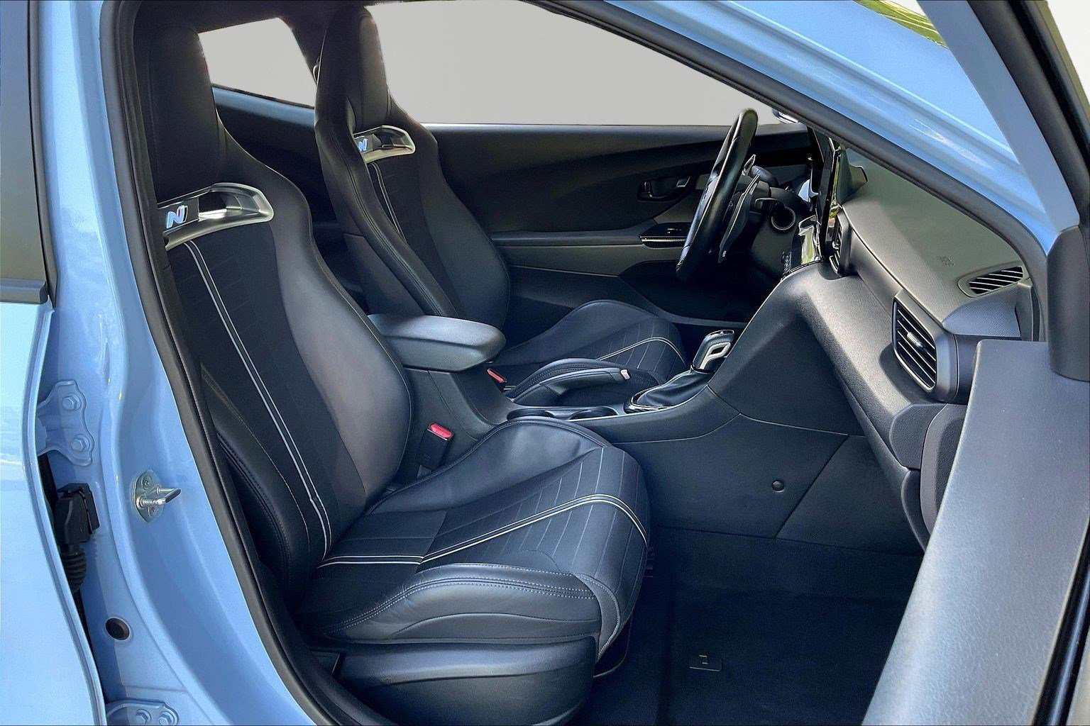 Used 2022 Hyundai Veloster N FWD image 27