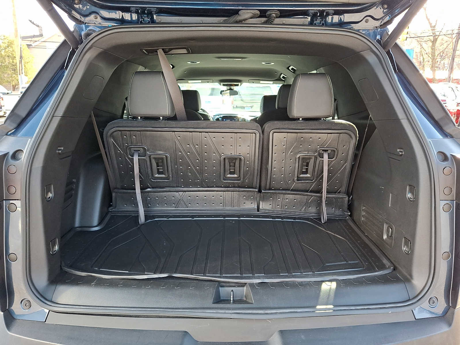 Certified 2023 Chevrolet Traverse LT w/ LPO, Floor Liner Package image 27