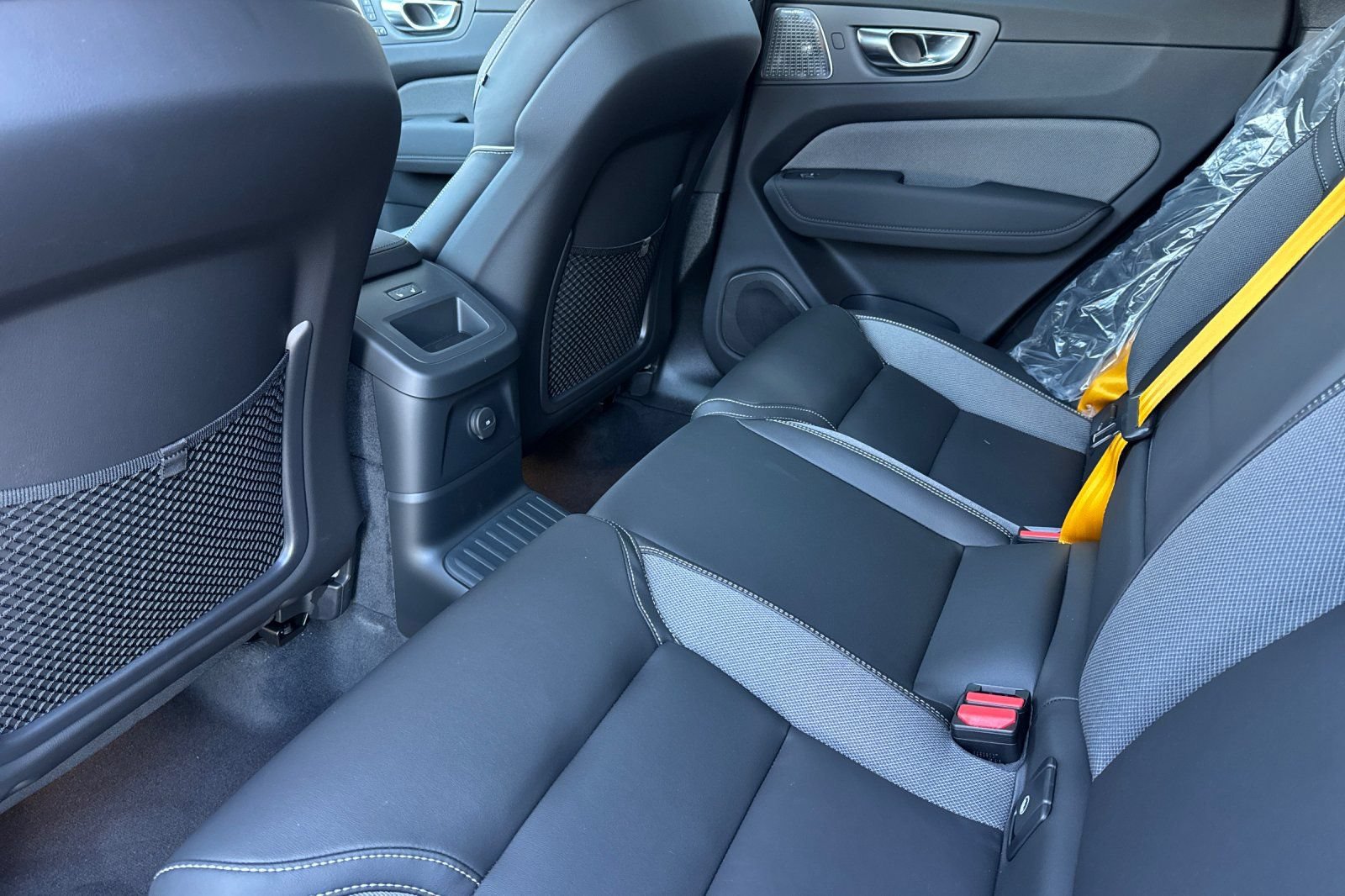 New 2026 Volvo XC60 T8 Polestar AWD/4WD image 12