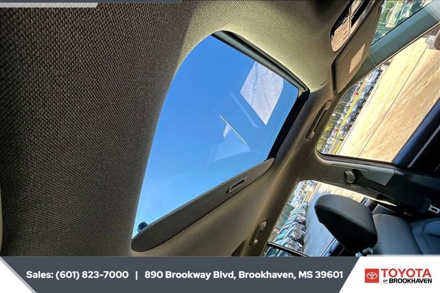 Used 2024 Hyundai Santa Fe Limited image 16